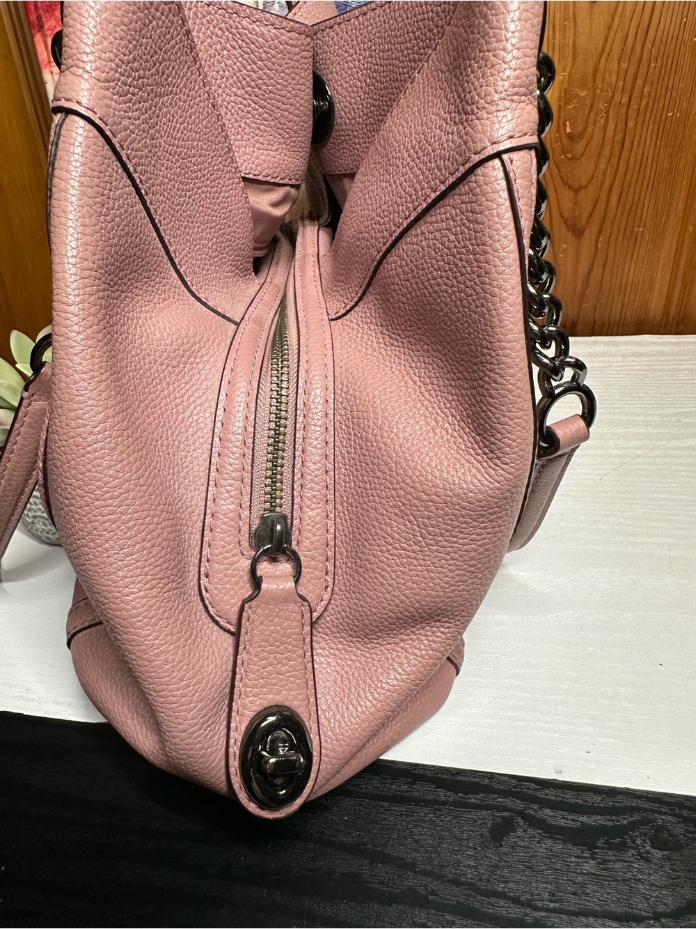 Coach Dusty Rose Pebbled Leather Shoulder Bag with Chain Straps - Picture 5 of 16